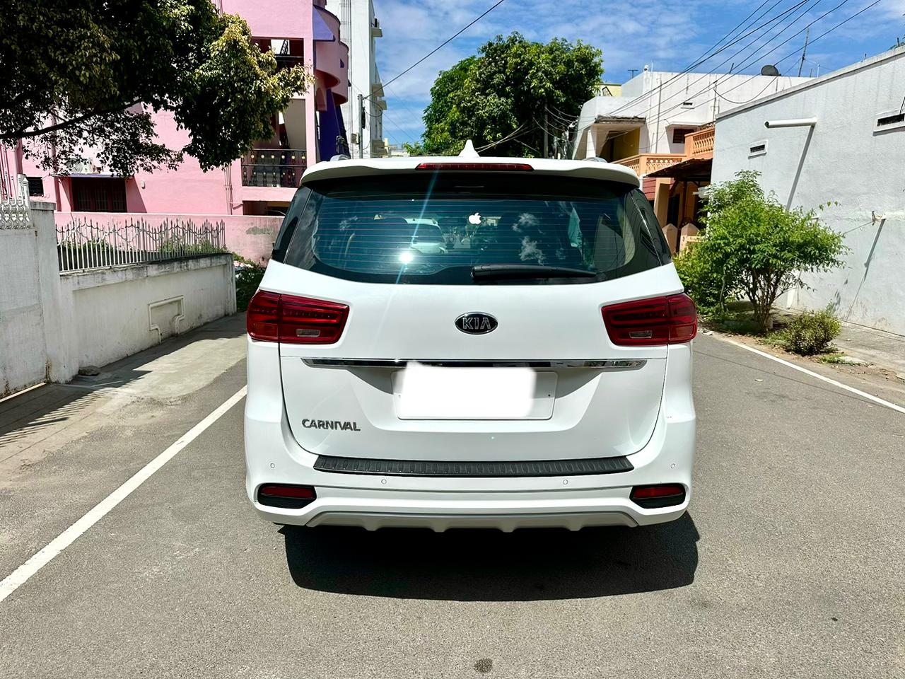Kia Carnivel - Image 8